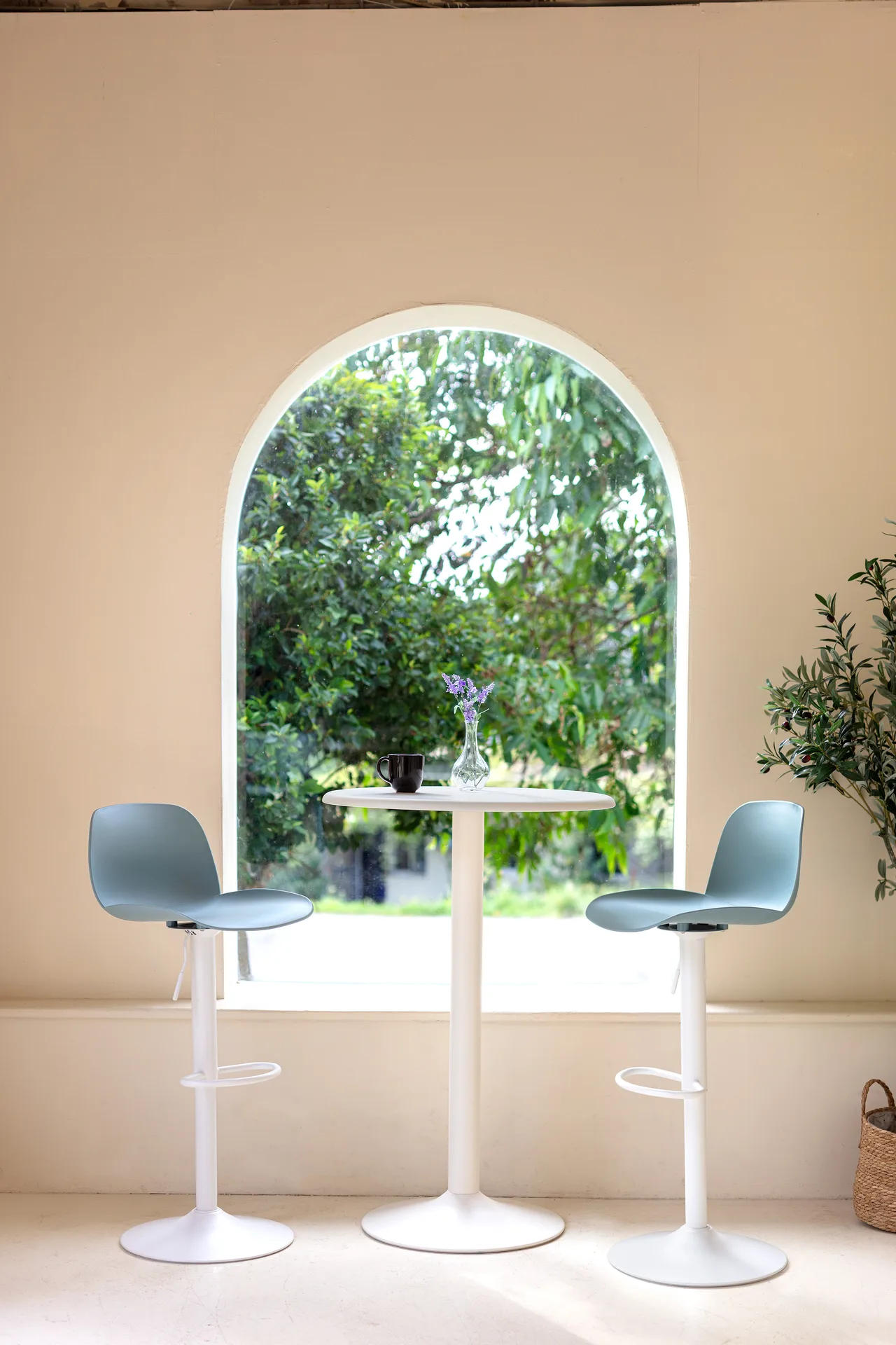 Silla Koln 1 — foto 1